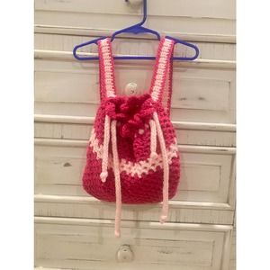 Kids pink knit backpack